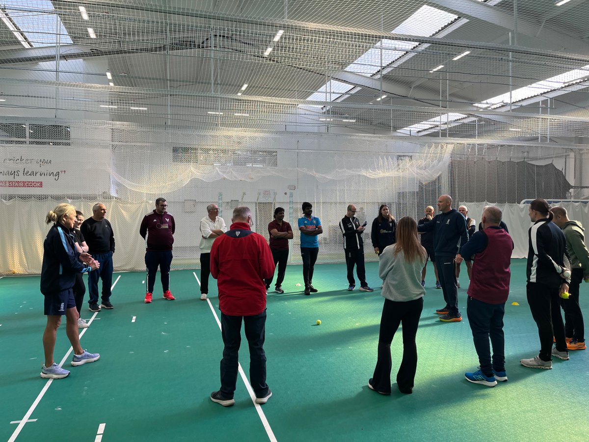 kev_gresham's tweet image. Absolute quality @Yorkshire_cf   ECB “Spin it Up” workshop delivered by @sparkyoleary1 in Sheffield today, loads of takeaways for the attending coaches.