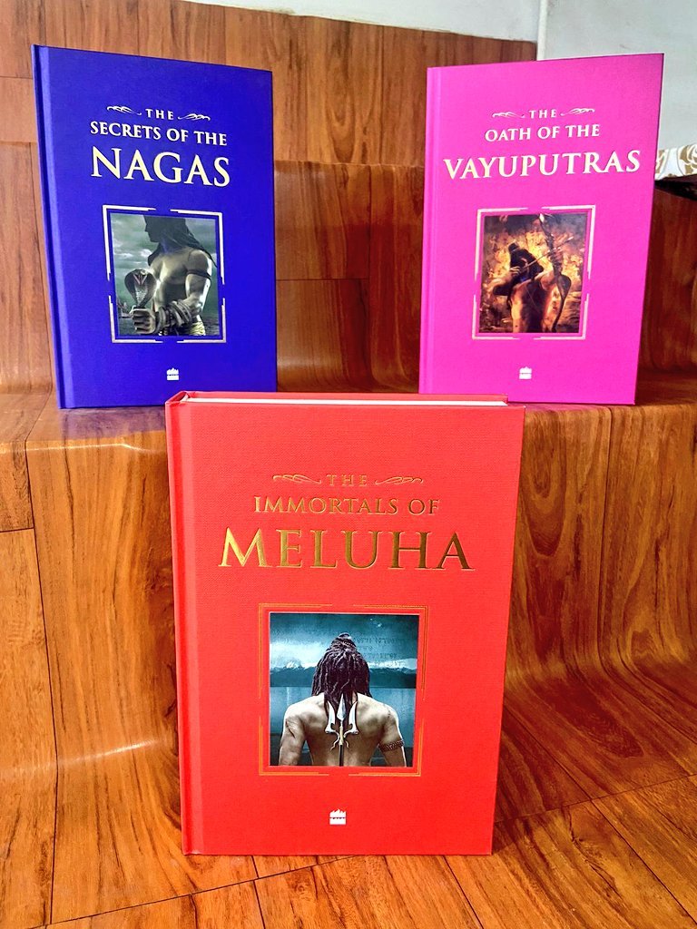 PadhegaIndia_'s tweet photo. #NavratriWithPI 🔱 #PIBookUtsav.
Flat 40% Discount.
Presenting the much acclaimed Book Series by Amish Tripathi (@authoramish): The Shiva Trilogy (Hardbound, Collectors Edition).
#BuyOriginal 💮 #BuyFromPI
#PIRecommends
Order 👉 https://t.co/0Io7jCe9UY