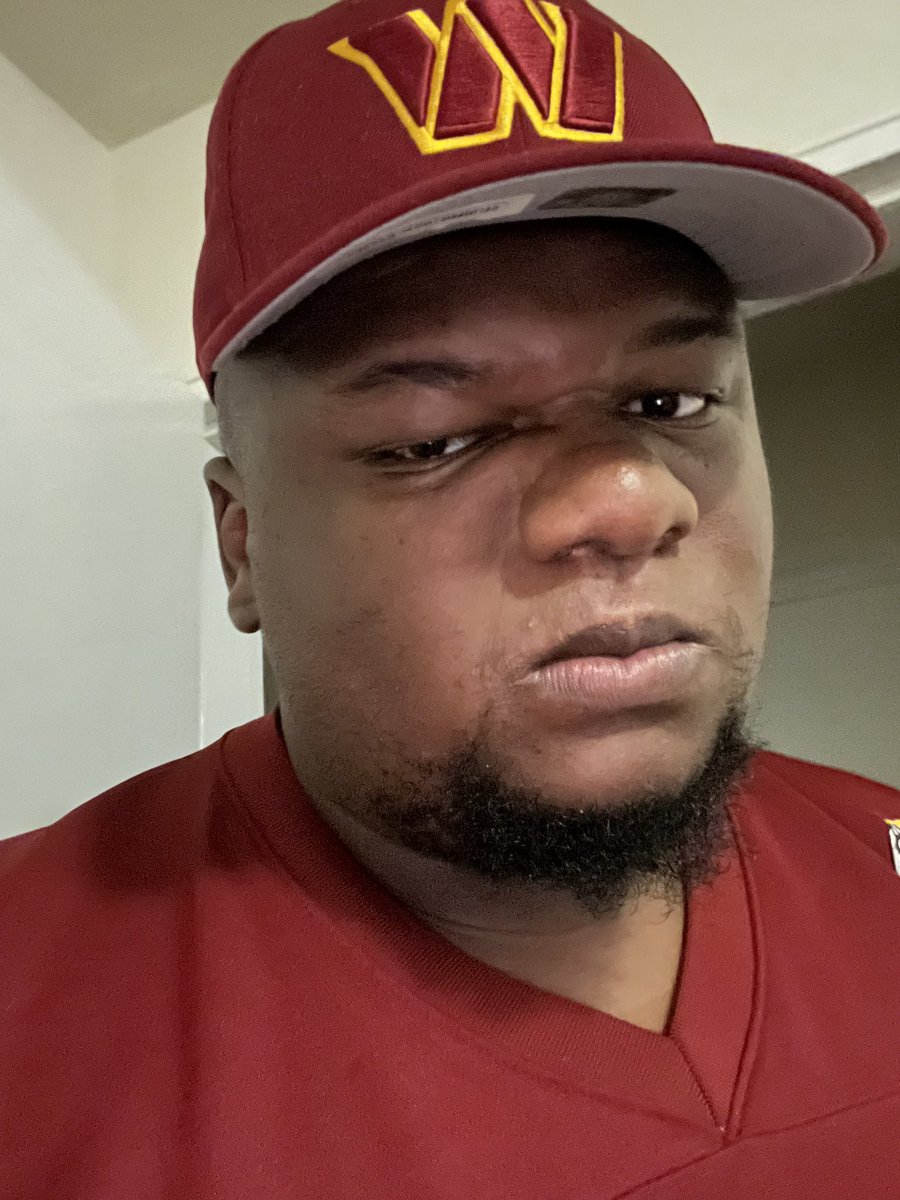 It’s game day Commanders family All business no brakes 🧐🤯😂

#RaiseHail  #coachsimple