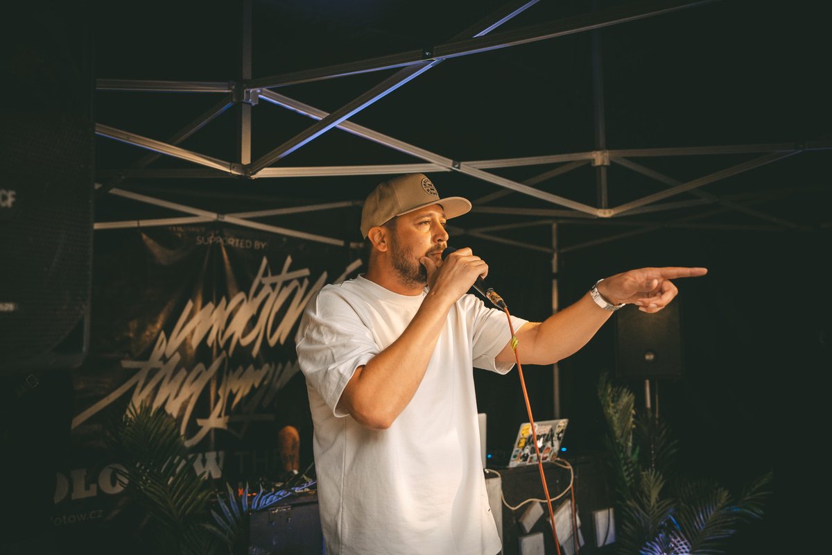 Kato z Prago Union hostuje v novince rappera Jazzy le Pazz. Jde o první ochutnávku z chystaného alba