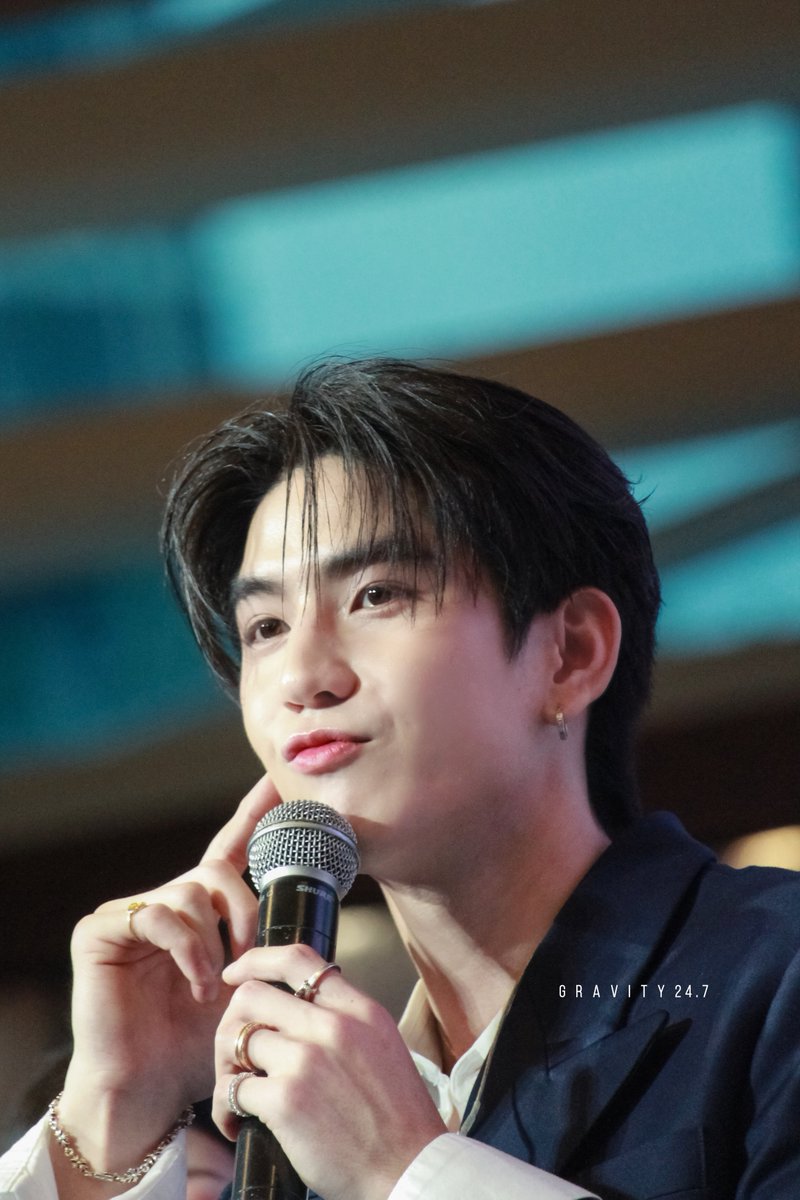 gravity24's tweet image. หนูอย่างงั้น หนูอย่างงี้ 😗 #sea_tawinan 
#GoldenWeek2025Celebration 

@Sea_tawinan