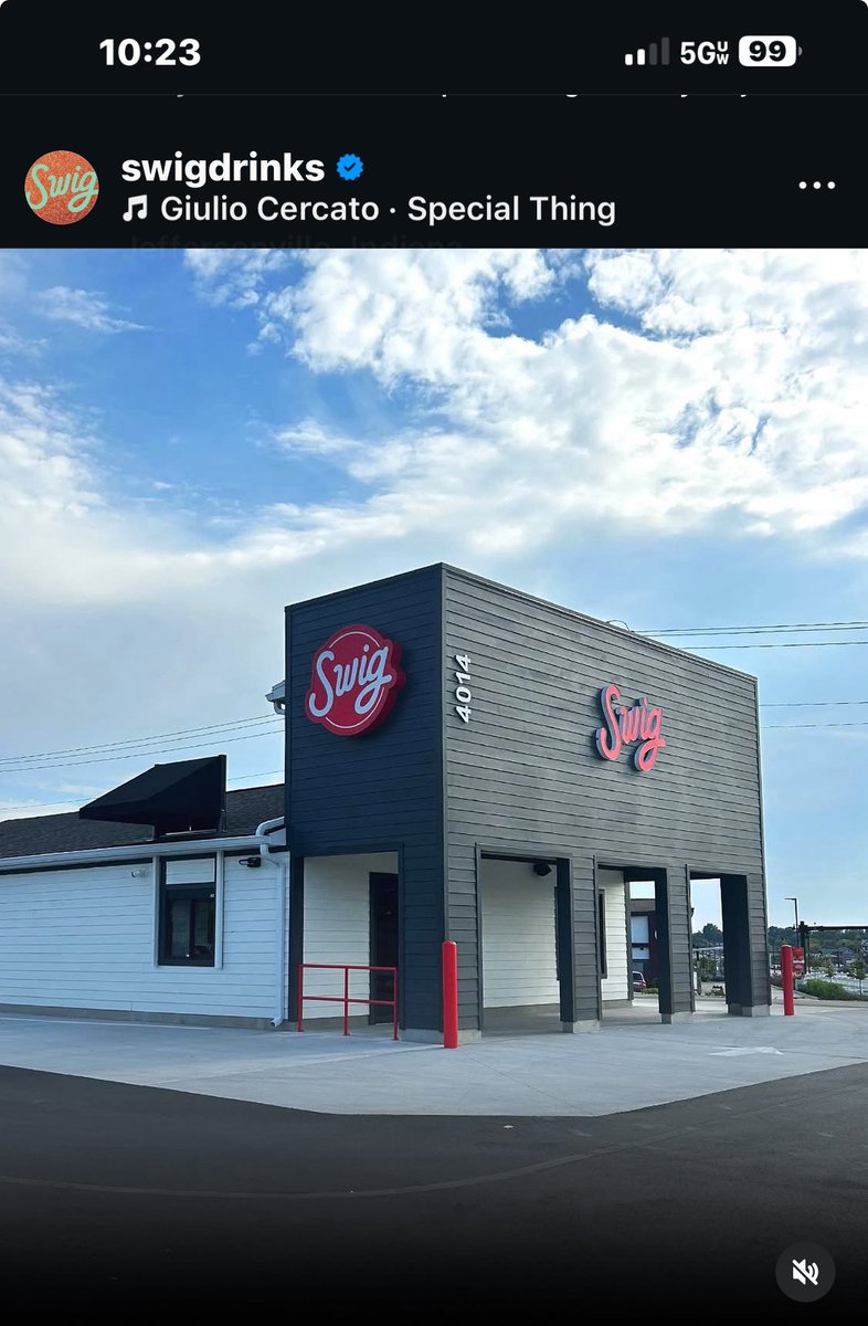 Jefferson Indiana get the poppin pineapple <a href="/swigdrinks/">Swig</a>