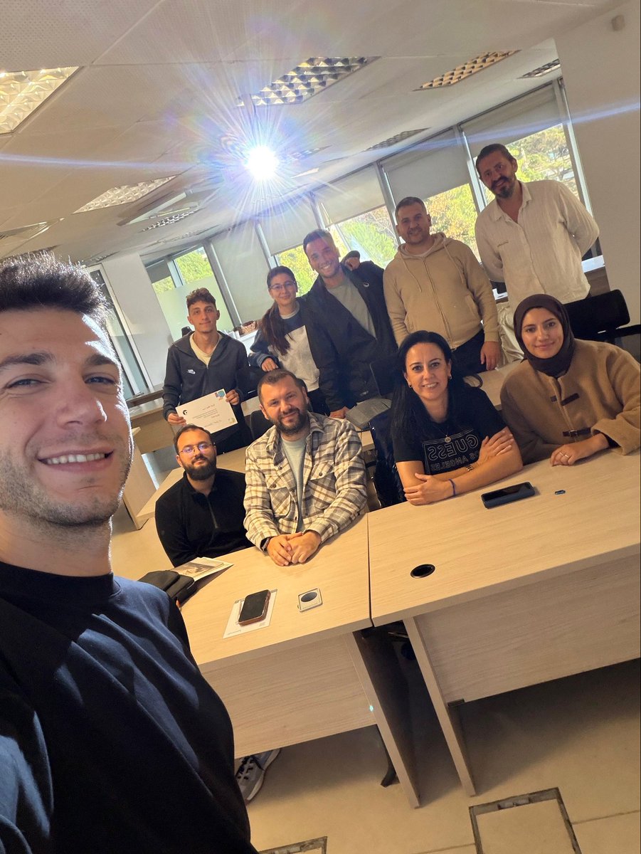 3. Dönem Yüz Yüze Dijital Pazarlama Eğitimimiz Zeynel Çift’in Google Ads Eğitimi ile sona erdi🎓

4. Dönem Yüz Yüze Dijital Pazarlama Eğitimimiz 22-23 ve 29-30 Kasım'da Ticimax Kampüs Akademi, Ataşehir’de gerçekleşecektir.