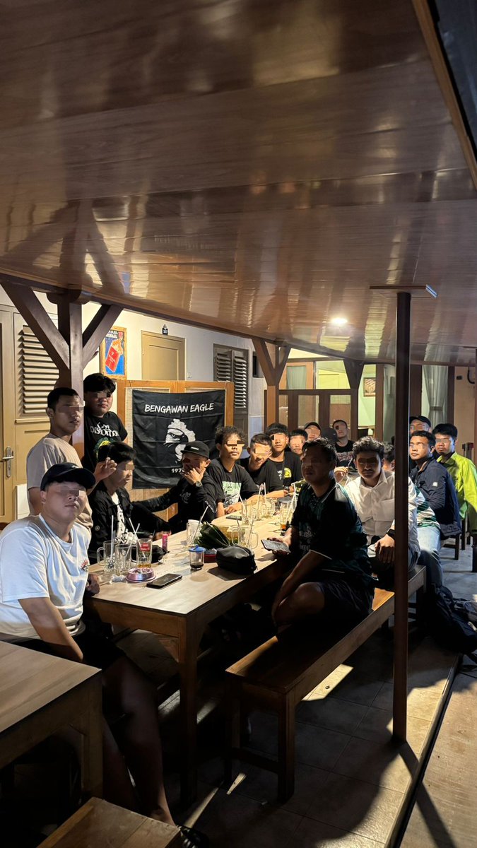 BengawanEagle's tweet photo. Gairah ini tetap sama, Bahkan berlipat ganda💥🦅
Forum komunitas. 5 oct 25. https://t.co/TR5eIjyhbN