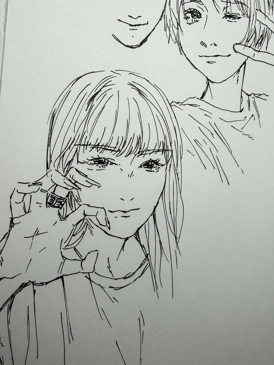 百均でノートとペン買って色々描いている 