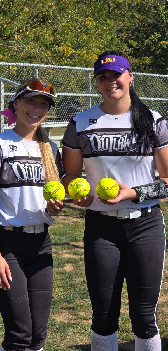Been guesting a bit for Outlaws Acord and Outlaws Almond. Last weekend I batted .667. I faced 20 batters had 12SO and a .000 ERA. This weekend I batted .571 with 1 triple and 2 homeruns. I pitched 10 innings faced 35 batters had 20SO and a .000 ERA.