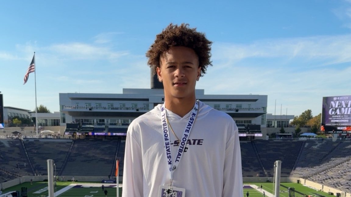 Six Star Football | PLUS+ (@sixstarfootball) on Twitter photo TEXAS STOCK RISERS | Several rising defensive prospects heating Up the recruiting trail
📈6Star Football looks at some of the top rising names to know among Texas top defensive prospects.🔥
STORY: ▶️sixstarfootball.com/article/texas-…
<a href="/AsongSteven/">Esteban(Steven) Asong</a> <a href="/1Marcus_Carr/">Marcus carr</a> <a href="/TylerCovar/">Tyler Covar</a> <a href="/CooperDupuis1/">Cooper Dupuis ‘26 LB/DE/TE ✝️</a> TEXAS STOCK RISERS | Several rising defensive prospects heating Up the recruiting trail
📈6Star Football looks at some of the top rising names to know among Texas top defensive prospects.🔥
STORY: ▶️sixstarfootball.com/article/texas-…
<a href="/AsongSteven/">Esteban(Steven) Asong</a> <a href="/1Marcus_Carr/">Marcus carr</a> <a href="/TylerCovar/">Tyler Covar</a> <a href="/CooperDupuis1/">Cooper Dupuis ‘26 LB/DE/TE ✝️</a>