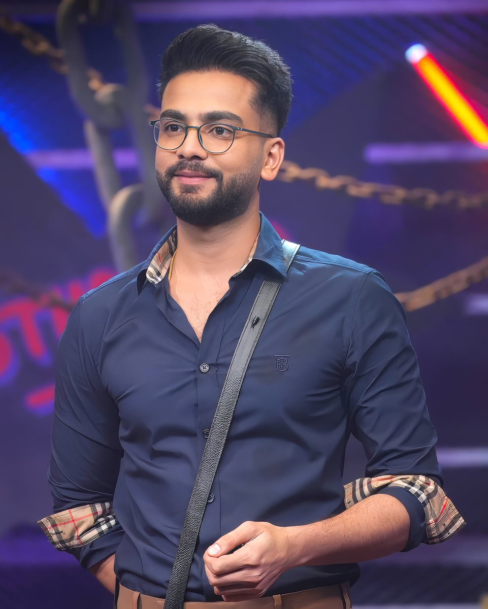 Excited for today's episode 

ELVISHYADAV SHOW IN BB19
