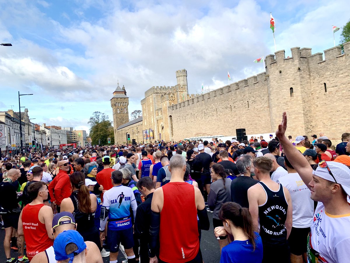 iwanthomas1's tweet image. 🏃‍♂️Amazing atmosphere at @CardiffHalf today with 29k runners. Glad to have completed &amp;amp; survived (just!) in 2hr 9min.
🚑Also great to see the brilliant support @SJACymru provided to all. Diolch!
🏫Proud to promote @PembsCollege in Cardiff post run with (needed!) change of T-shirt!