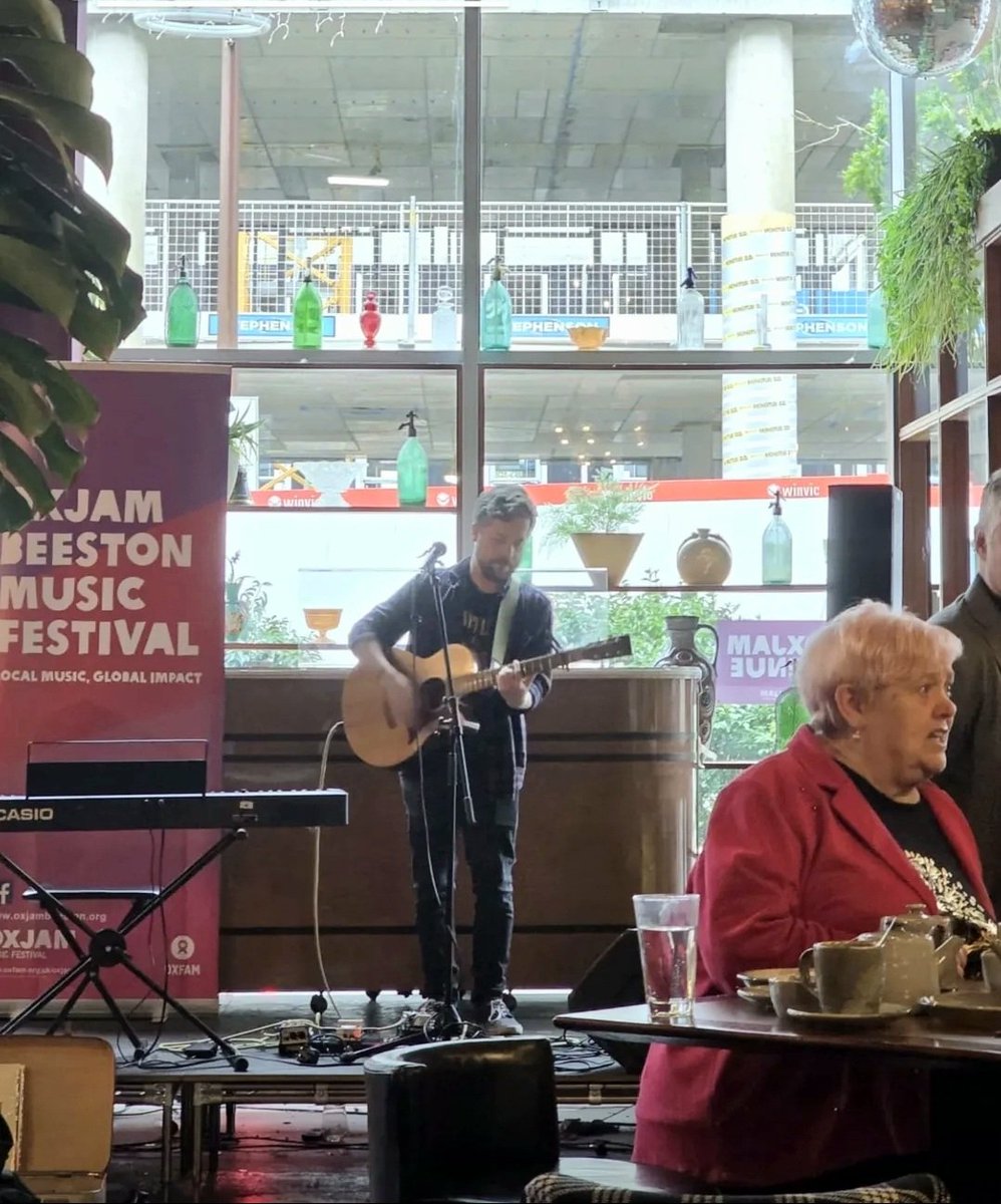 Ben_Mark_Smith's tweet photo. Huge thank you to Oxjam Beeston Music Festival  for another wonderful gig!

Lots of lovely people having a great day and raising money for a good cause.

Next one for me is Hockley Hustle opening the Six Barrel Drafthouse, Hockley stage at 2pm https://t.co/ZD1ASKPqP7