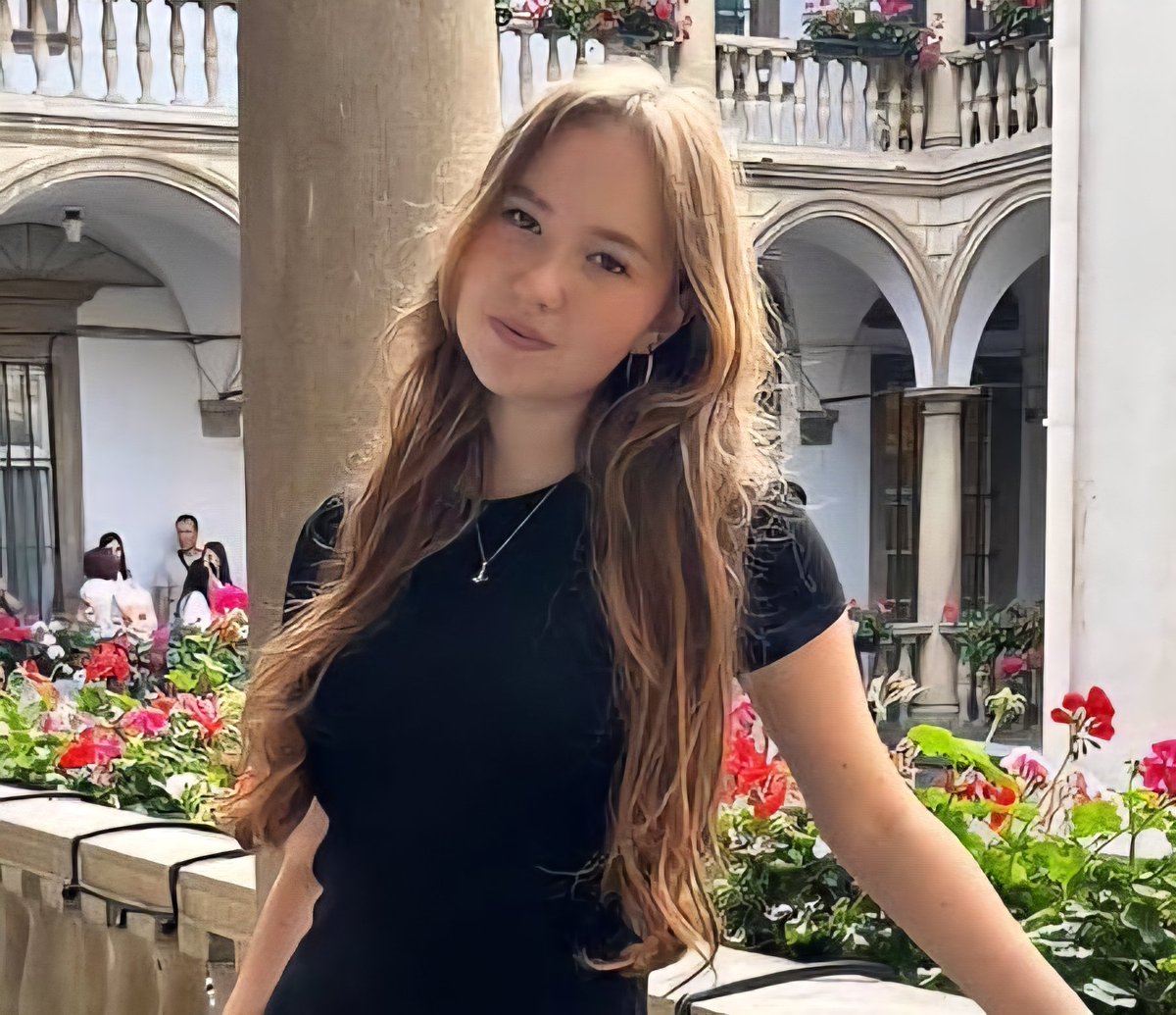 P_Kallioniemi's tweet photo. This innocent girl will never see her 16th birthday because of the evil Russian invader. https://t.co/pM0mNwkv7I