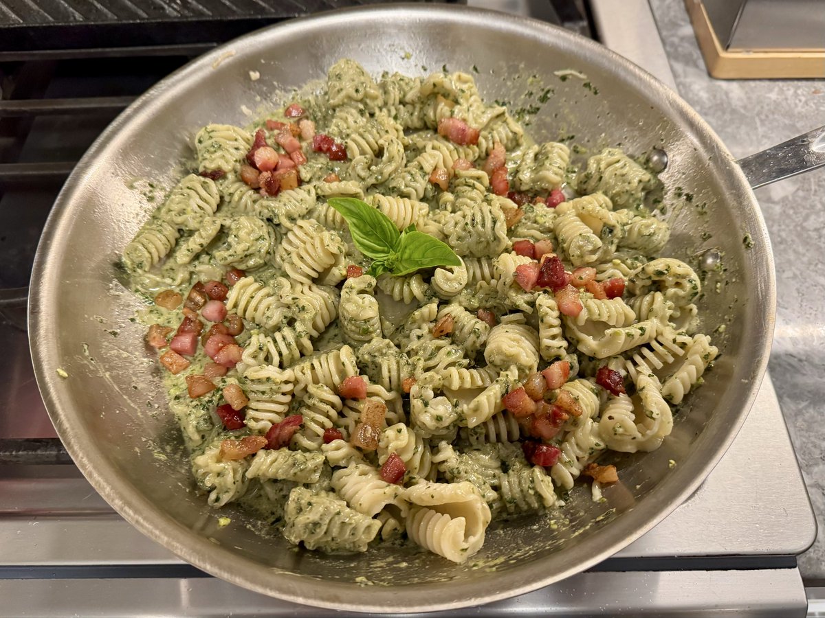 Last night’s pistachio, basil &amp; burrata sauce with crunchy pancetta and pasta was easy to make and even more delicious. #ItalianCooking #cooking