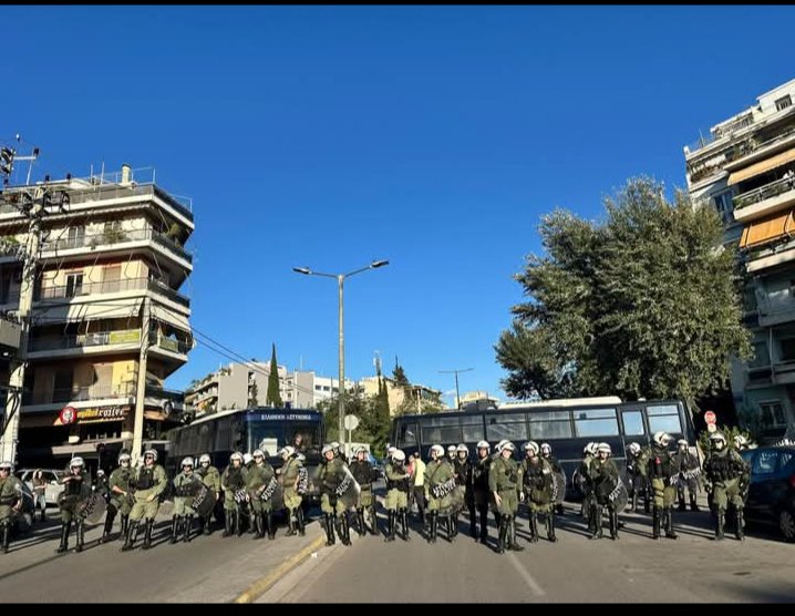 Ετοιμάζονται.
Όπως και η πορεία προς την Ισραηλινή πρεσβεία