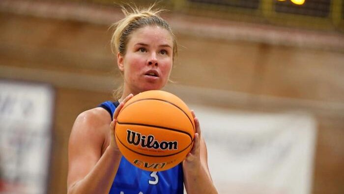 🔵 MVP #LFChallenge: ¡Estas han sido las mejores jugadoras de la 🇯2⃣!

1⃣ <a href="/Luciagl_8/">Lucía Gutiérrez Lancho</a> - <a href="/FNBardoi/">FNBardoi</a> 
2⃣ <a href="/RaquelLaneiro/">LANEIRO</a> - <a href="/cb_alqazeres/">C.B.AL-QAZERES</a> 
3⃣ Sara Castro - <a href="/FNBardoi/">FNBardoi</a>
4⃣ Bojana Stevanovic - <a href="/CBADAREVA/">CB Adareva Tenerife</a>
5⃣ <a href="/MaritaDavydova/">Marita Davydova</a> - <a href="/ClubSalle/">Melilla Ciudad del Deporte CD La Salle</a>

🖐 Quinteto ideal ⬇
feb.es/2025/10/5/balo…