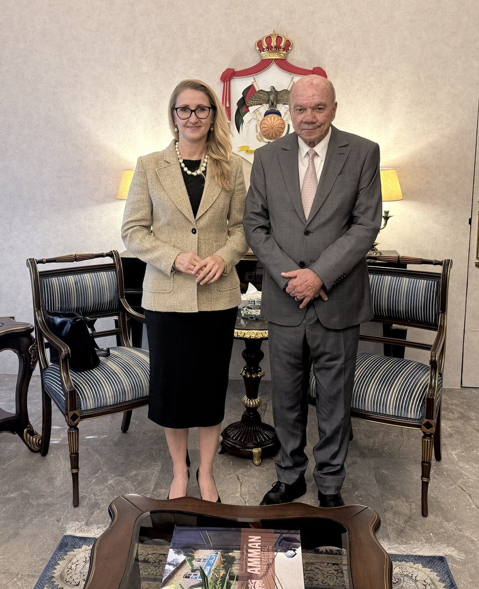 Honored to meet H.E. President of the Jordanian Senate Mr. Faisal Fayez today. We discussed strengthening Czech–Jordanian ties, expanding economic and investment cooperation, boosting parliamentary dialogue, and supporting efforts for peace and stability in the region. 🇨🇿🇯🇴
