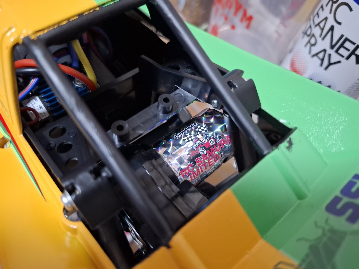 シャーシもかんせ～🎵
キラキラなスペシャルエンジン搭載仕様

#グラスホッパー
#タミヤ　#ラジコン
#チームちょんまげ
#すこやかチューン