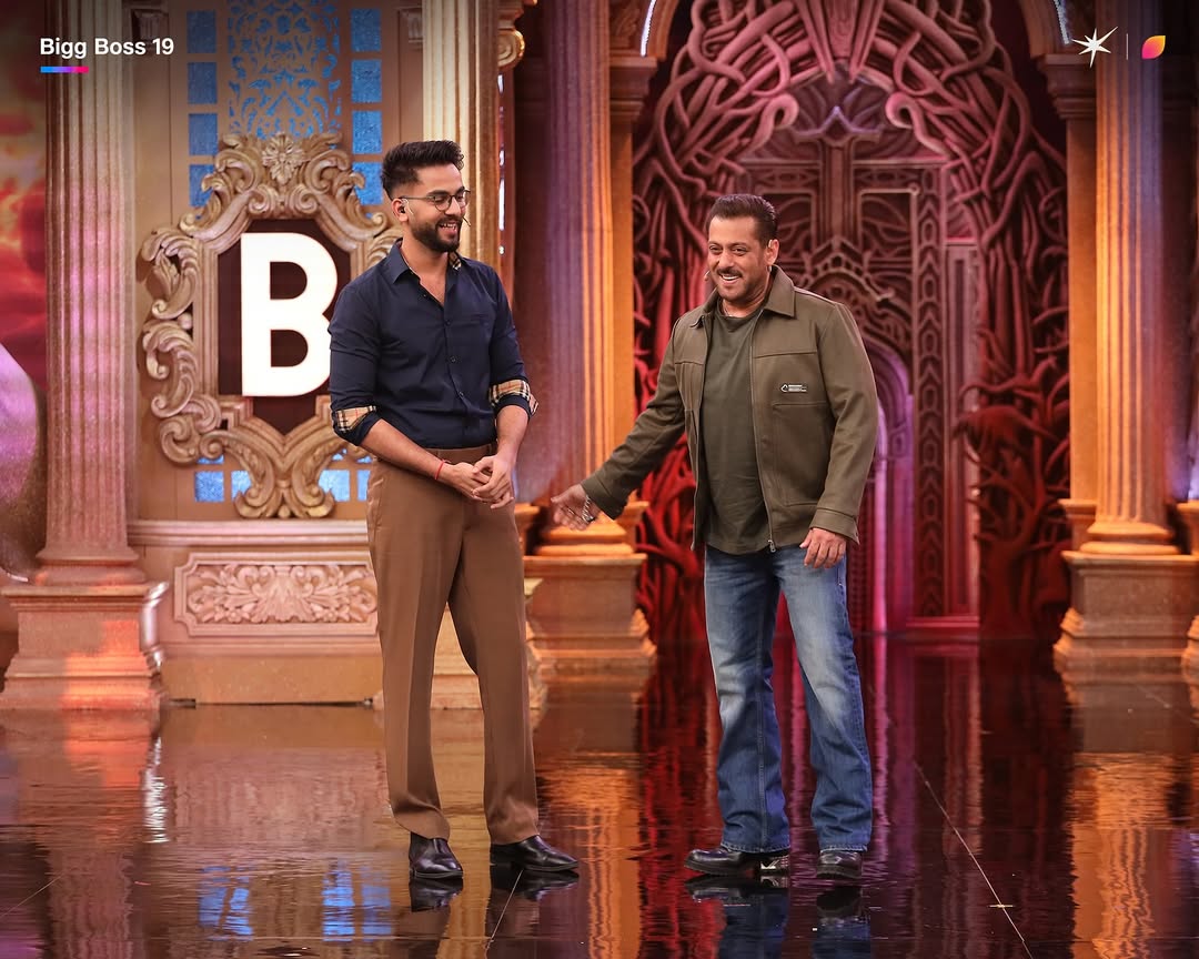 Mukesh 🚩 (@immukeshalways) on Twitter photo Chill, Laugh, Repeat – Weekend Ka vaar With Elvish!"
ELVISHYADAV SHOW IN BB19 Chill, Laugh, Repeat – Weekend Ka vaar With Elvish!"
ELVISHYADAV SHOW IN BB19
