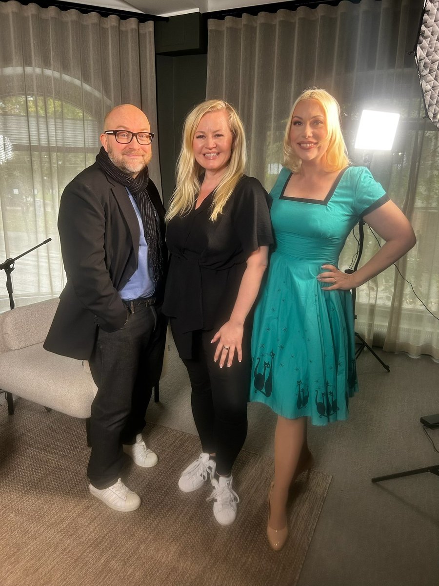 Greta Thunbergin julkisuuspeli, Suomen Akatemia &amp; tieteen politisoituminen ja Upin kriisi - katso Asiastudio:
youtu.be/tE516fSHfus?si… <a href="/lottabacklund/">Lotta Backlund</a> <a href="/jarkkotontti/">Jarkko Tontti</a> 🔥