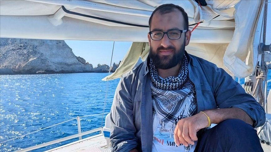 Sumud Filosu'dan gelen ve basına konuşmayan tek kişi olduğu için dikkat çeken akademisyen Muhammed Huzeyfe Küçükaytekin bu duruma şöyle izahat getirdi: 

"Gerçek kahramanları unutturmanın bir parçası olmamak için basına konuşmuyorum. Çünkü gerçek kahramanlar Filistin halkı. Yine