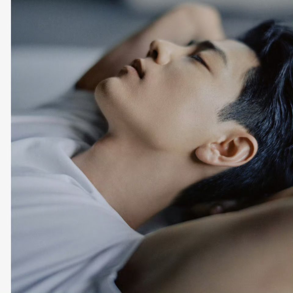 Tzbmix's tweet photo. ชอบคำอวยพรของสตูมาก
คุณคือท่วงทำนองของความคิด 
บทสนทนาของคุณกับโลกรวมกันเป็นเรือในสายน้ำแห่งชีวิต ขอให้เป็นปีที่ก้าวด้วยความมั่นคง ไม่ติดอยู่ในความวุ่นวายและมีความเข้มแข็งในใจเสมอ 

XIAO ZHAN LEVEL 34 UNLOCKED

#For34everWithXiaoZhan
#XiaoZhan #เซียวจ้าน https://t.co/350tPQNVag