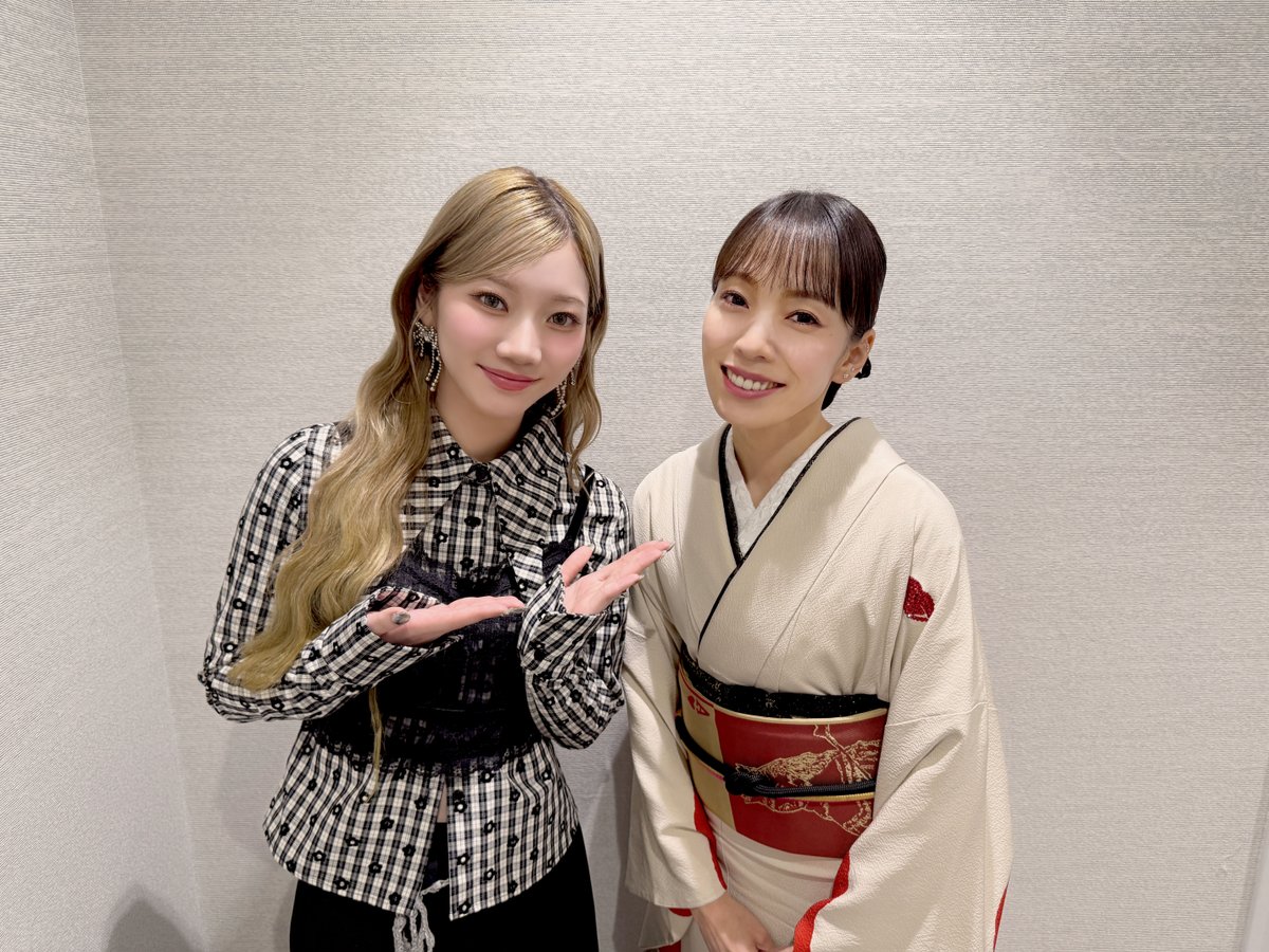 IS:SUE (@issue_is_coming) on Twitter photo #杜このみ さん(<a href="/konomi_mori/">杜このみ【official】</a>)
with IS:SUE #RINO
➫ 昭和vs令和!
#世代を超えて愛される最強ヒット曲100連発
ありがとうございました!
┈┈┈౨ৎ┈┈┈
#ISSUE #イッシュ #이슈 #杜このみ さん(<a href="/konomi_mori/">杜このみ【official】</a>)
with IS:SUE #RINO
➫ 昭和vs令和!
#世代を超えて愛される最強ヒット曲100連発
ありがとうございました!
┈┈┈౨ৎ┈┈┈
#ISSUE #イッシュ #이슈