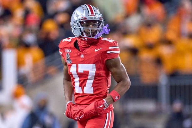 Carnell Tate get ready to speak Cleveland Brown