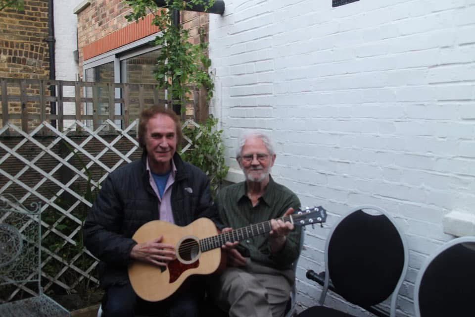 #RayDavies brother in law told me personally the very first song Ray ever wrote after his brother in law who taught him how to play, was Tired of Waiting in 1960 when he was only 16 yearly old, 4 years before #thekinks formed and recorded it. left is the actual guitar from 1959