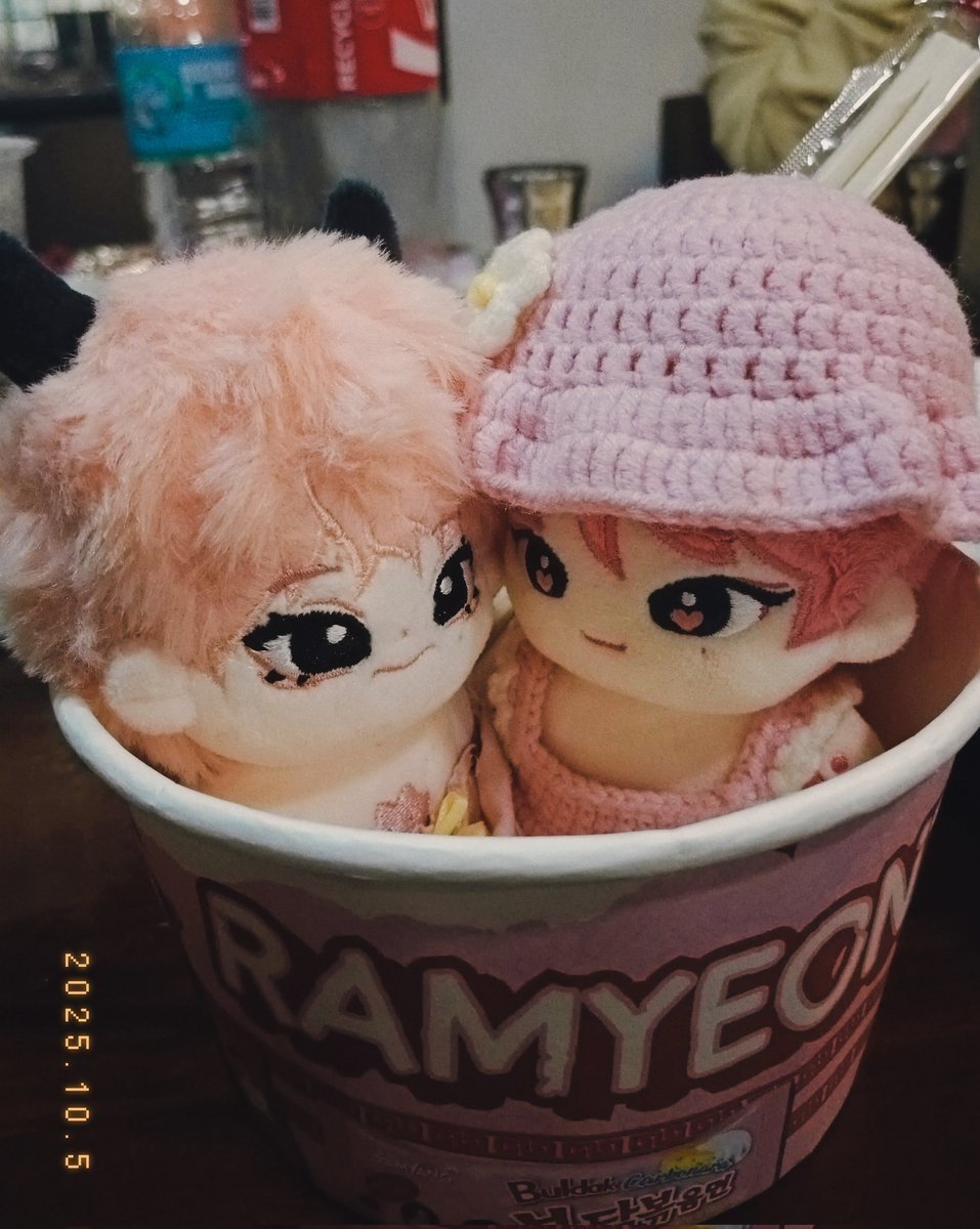 We cute! <a href="/lucianatwinkles/">Lucy 🖤🌟</a> 🩷🥹