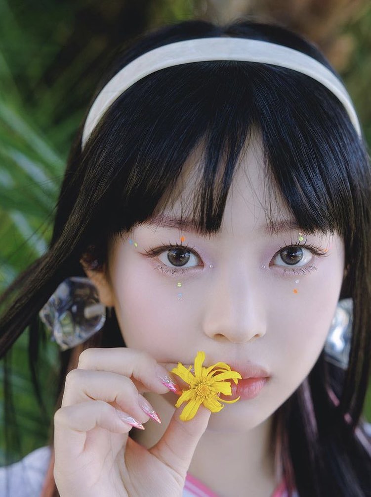 NewJeans ハニ、誕生日おめでとう🎉🎂🐰 2004年10月6日メルボルン