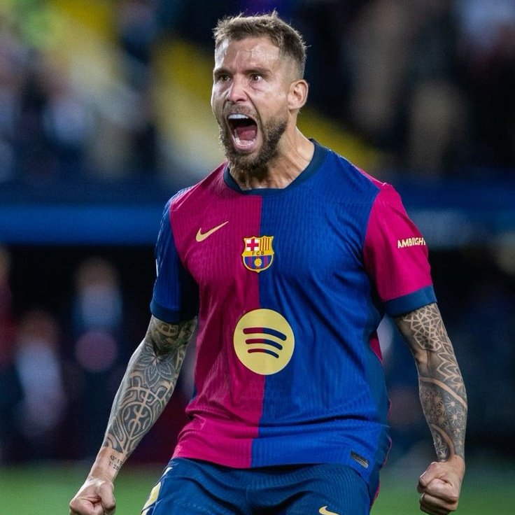 Iñigo Martínez era el que más entendía el juego al offside, el del necesario perfil zurdo, el de la jerarquía y el empuje desde atrás. El peor Barcelona de Flick en defensa es SIN el vasco y el mejor Al-Nassr en defensa es CON el vasco.

Las casualidades no existen.