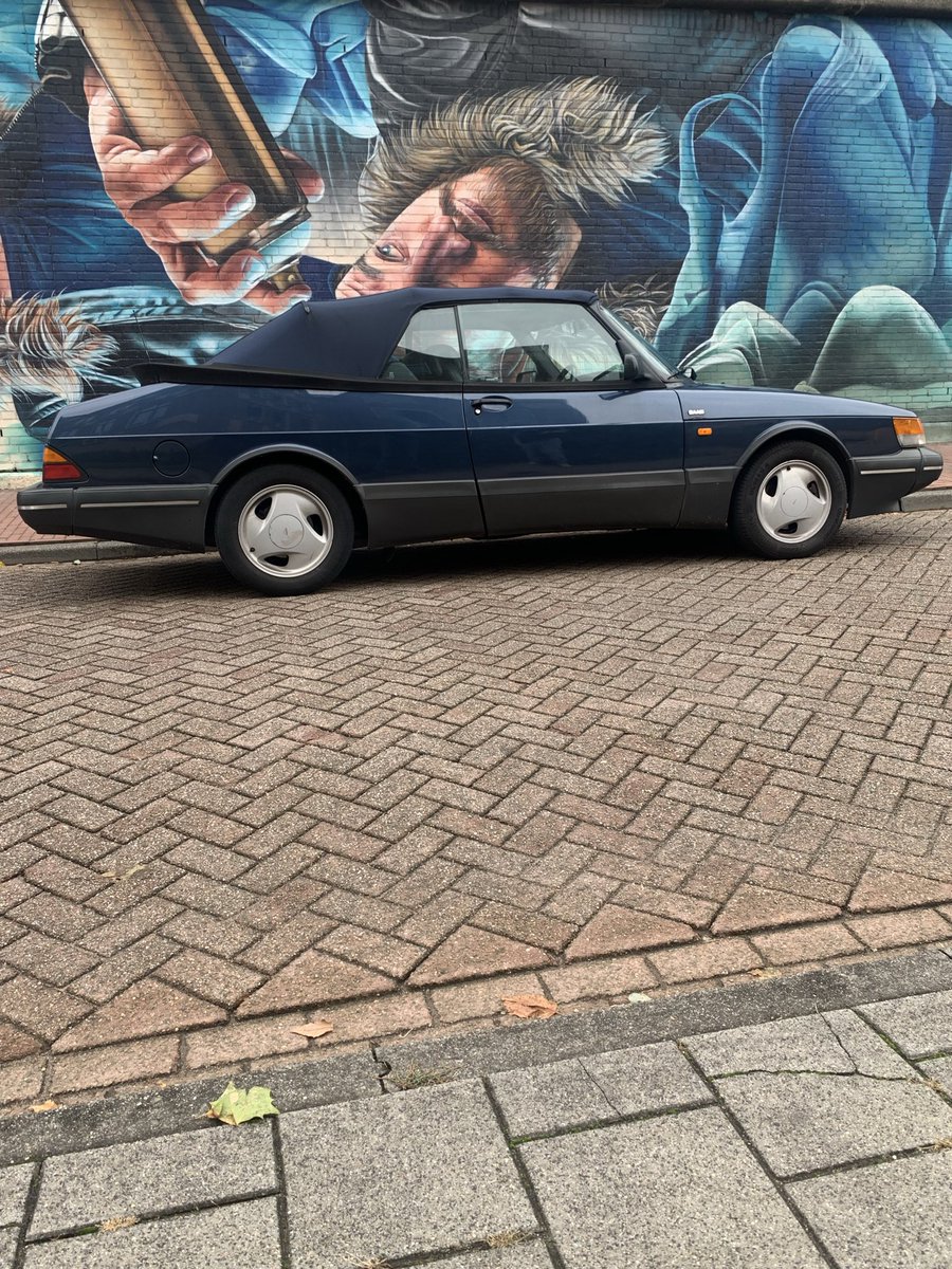 Bleu Meets Bleu from Helmond