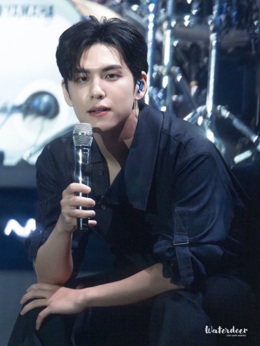 มีคาถาทำให้คนหล่อขึ้น แต่ใช้กับคุณไม่ได้เพราะคุณหล่อที่สุดแล้ว รู้เอาไว้ด้วย 😣