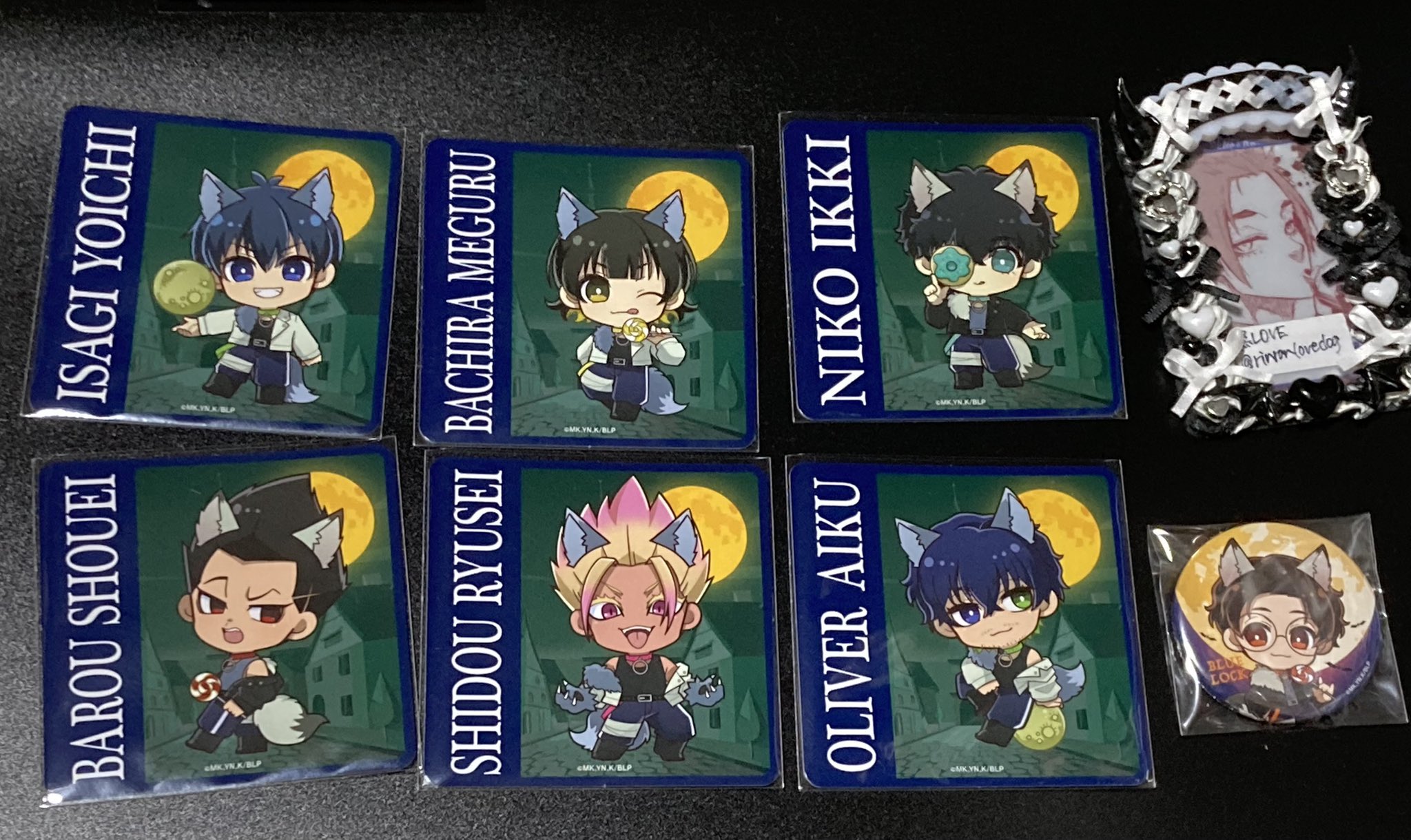 凛　アクスタ　コースター　ポスカ 黒LOVE on X: 