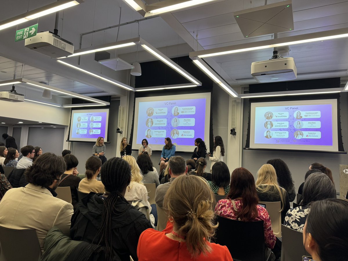 CatherineNesbi9's tweet image. 💃Happy Sunday! I was grateful to celebrate an IWD female founders event hosted by HSBC in Finsbury Square London. There were some GREAT pitches!

Most pitch events are filled with men because they feel more confident pitching for capital

#bridgingfinance #capitalraising #vcfund