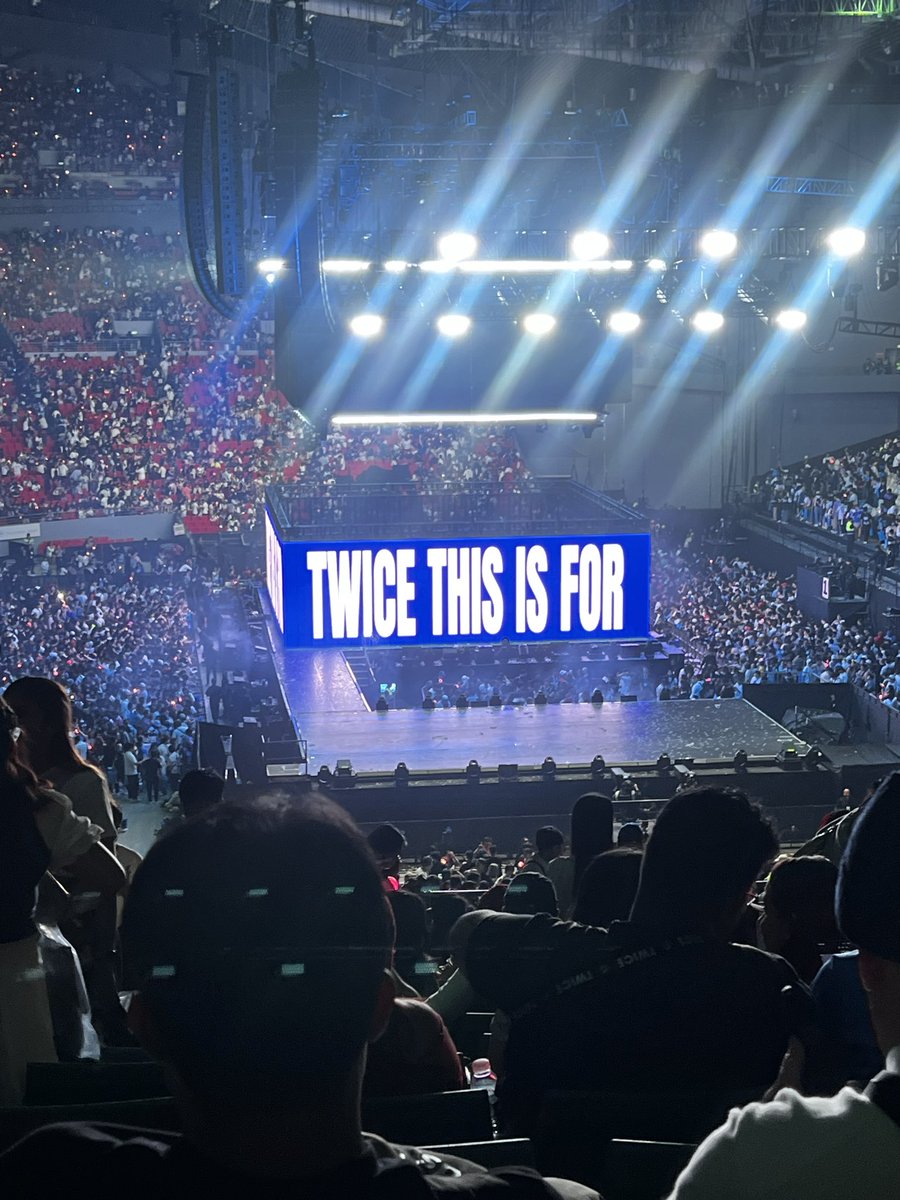 youjeebee's tweet image. i love you forever @JYPETWICE :: 100425