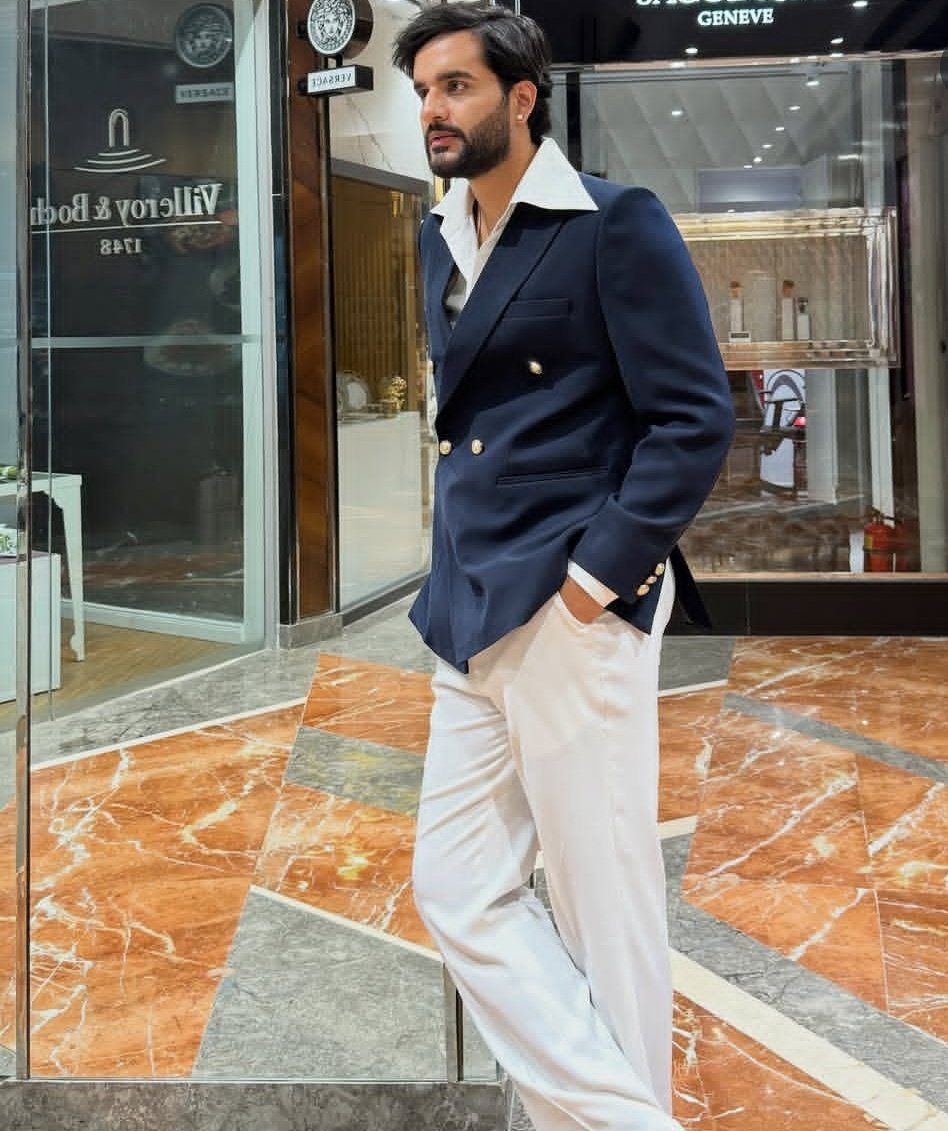 Event 👀🔥

Kya laag rahe ho bhai ❤️🔥

#AbhishekMalhan #FukraInsaan  #PandaGang