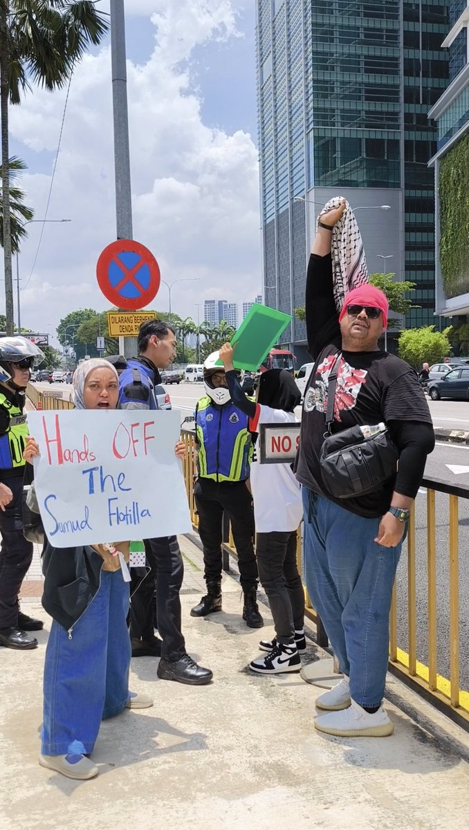 Rawhaki's tweet photo. This is not just about solidarity; it is a moral duty as a human being. We welcome anyone that has the same position as us, to join us.

We stand with Palestine, today and always. https://t.co/jszGiBPrWO