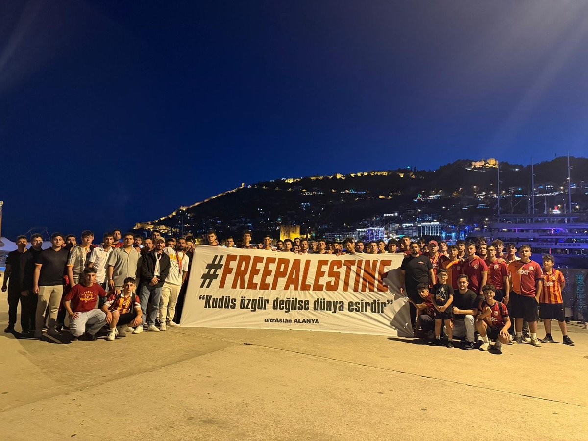 "KUDÜS ÖZGÜR DEĞİLSE DÜNYA ESİRDİR."

#FreePalestine
#uAAlanya #uAYurtiçi