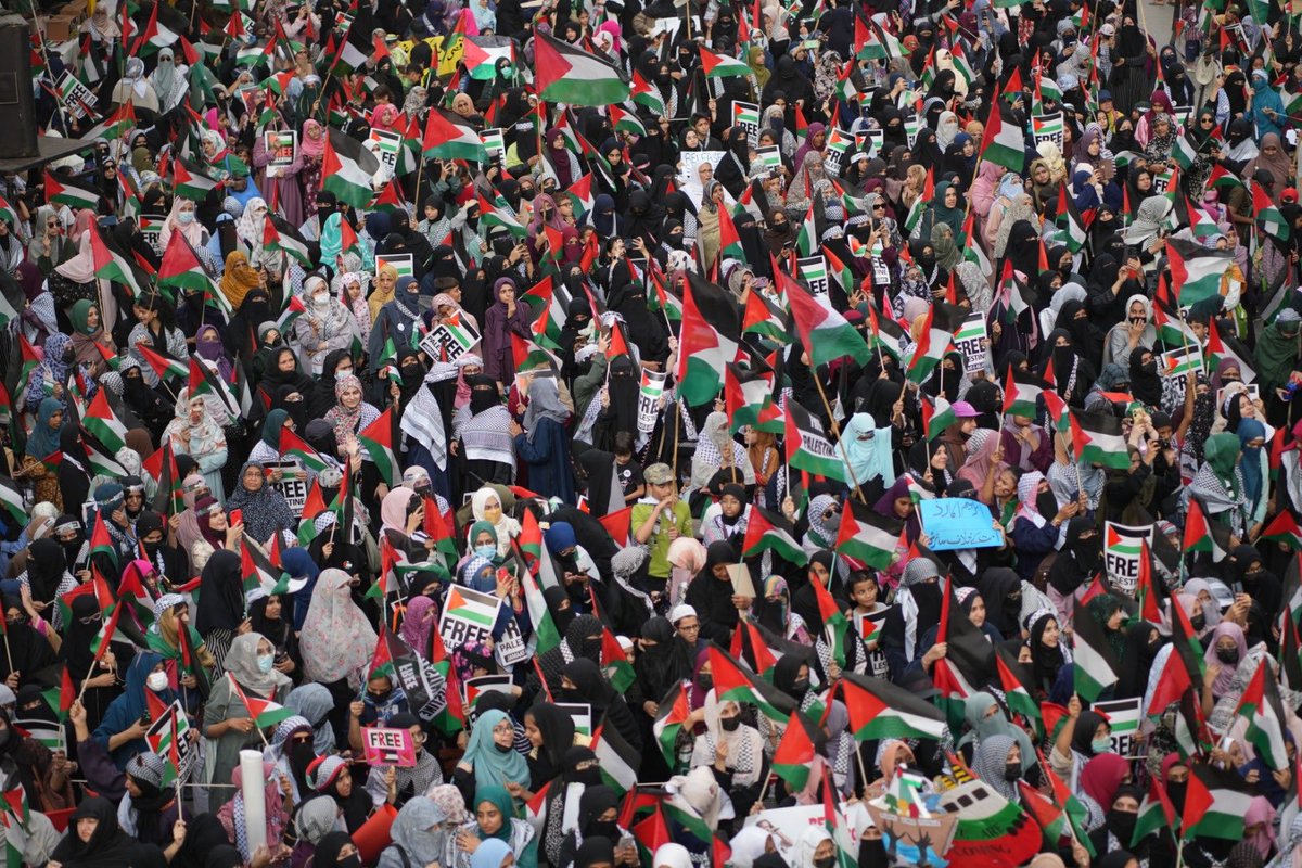 ZAIDS_TEES's tweet image. #GazaMarchKarachi

#GazaMarchKarachi