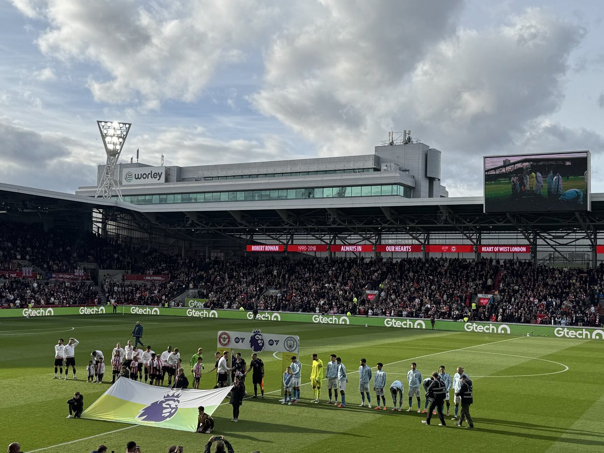 Layth (@laythy29) on Twitter photo The teams are out. Not long now until Brentford vs Manchester City here in west London. See <a href="/M_Star_Online/">Morning Star</a> for my Premier League take The teams are out. Not long now until Brentford vs Manchester City here in west London. See <a href="/M_Star_Online/">Morning Star</a> for my Premier League take