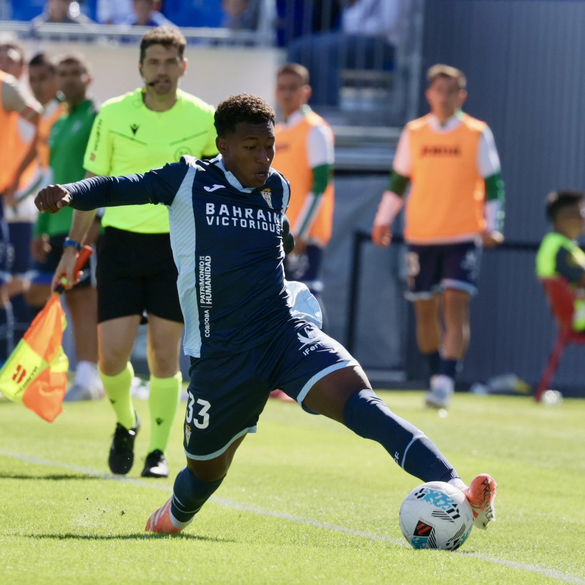 CordobaCF_ofi's tweet image. 🔝 ¡Semana inolvidable para Marcelo Timorán!

✍🏻 Renovó su contrato con el #CórdobaCF hasta 2028
🇧🇴 Fue convocado por la selección absoluta de Bolivia
🙌🏻 Debutó con el primer equipo… ¡y con victoria incluida!

💪🏻 ¡Enhorabuena, Marcelo! A seguir creciendo y trabajando con la…