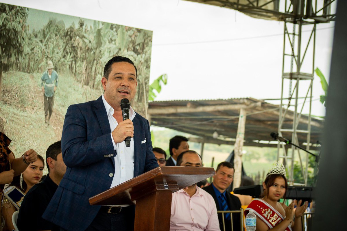 municipiochone's tweet photo. Carrasco celebra sus fiestas con la alegría de que será la cabecera de la futura parroquia rural de Chone

Nota completa: https://t.co/EtVEw7cyab https://t.co/hddPpQDUwj