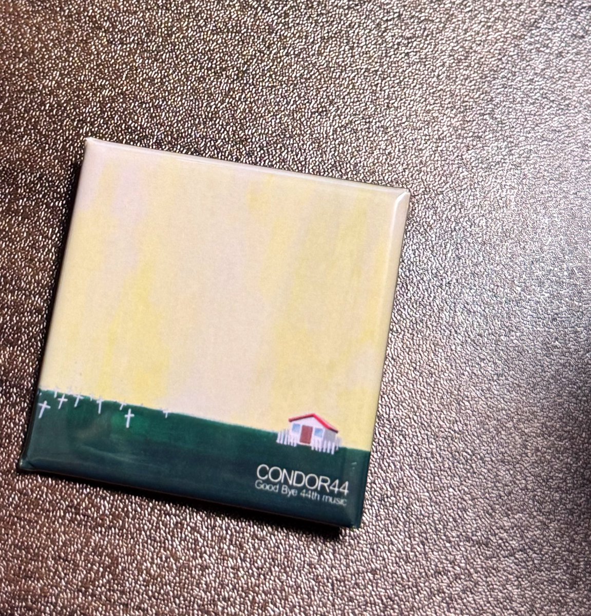 naguruzo_'s tweet photo. #CONDOR44
生きてたらこんな良いことあるんだな〜と思った最高のライブだった
今回限りではないのが本当に嬉しいし楽しみ！
1番好きなアルバムの缶バッジゲット🥰嬉しい！かばんにつけよ
私もこれからも頑張りたいなあ… https://t.co/LxgHMZciWK