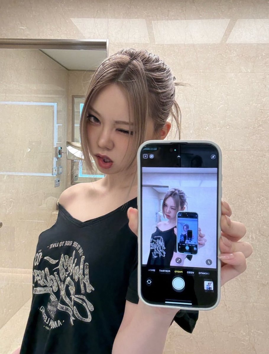 GLOBALBAILEY_'s tweet photo. [INSTAGRAM] 251004

@.baileysok instagram update

“;) “

#ALLDAYPROJECT #ADP #올데이프로젝트 #BAILEY #베일리 https://t.co/WBB0q0GKme