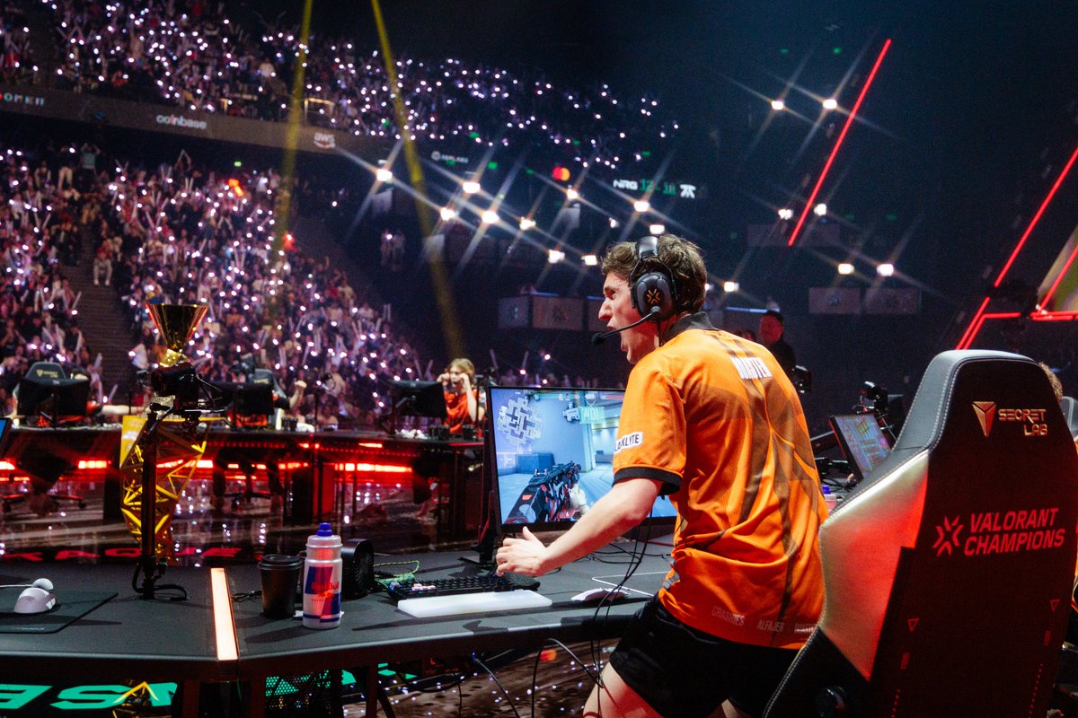 ValorINTEL's tweet photo. WE ARE GOING TO A GAME 5

#VALORANTCHAMPIONS https://t.co/CA3cJuVBG9