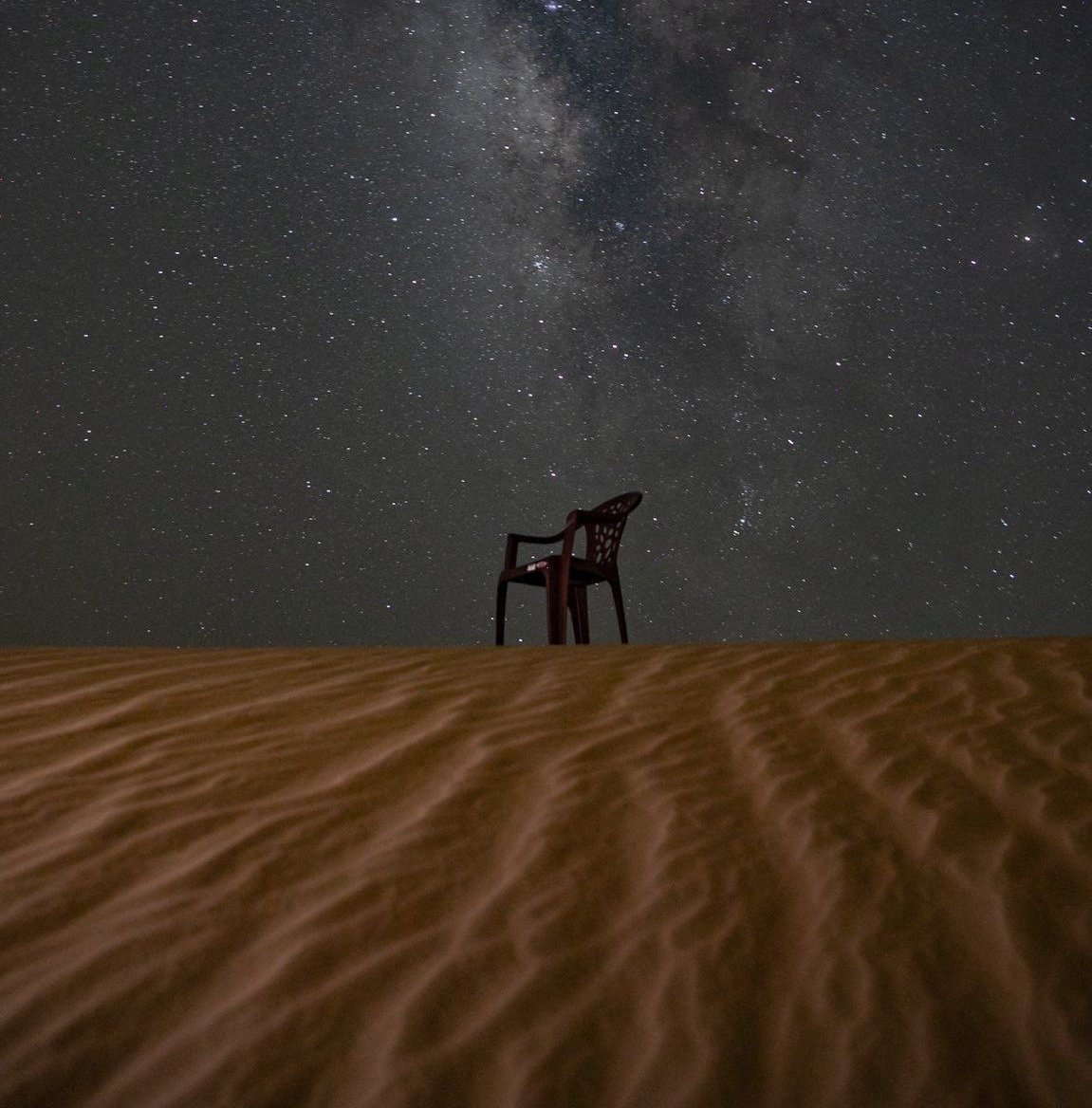 هناك طرق لا ترى إلا لمن يمشيها قلبك❤.