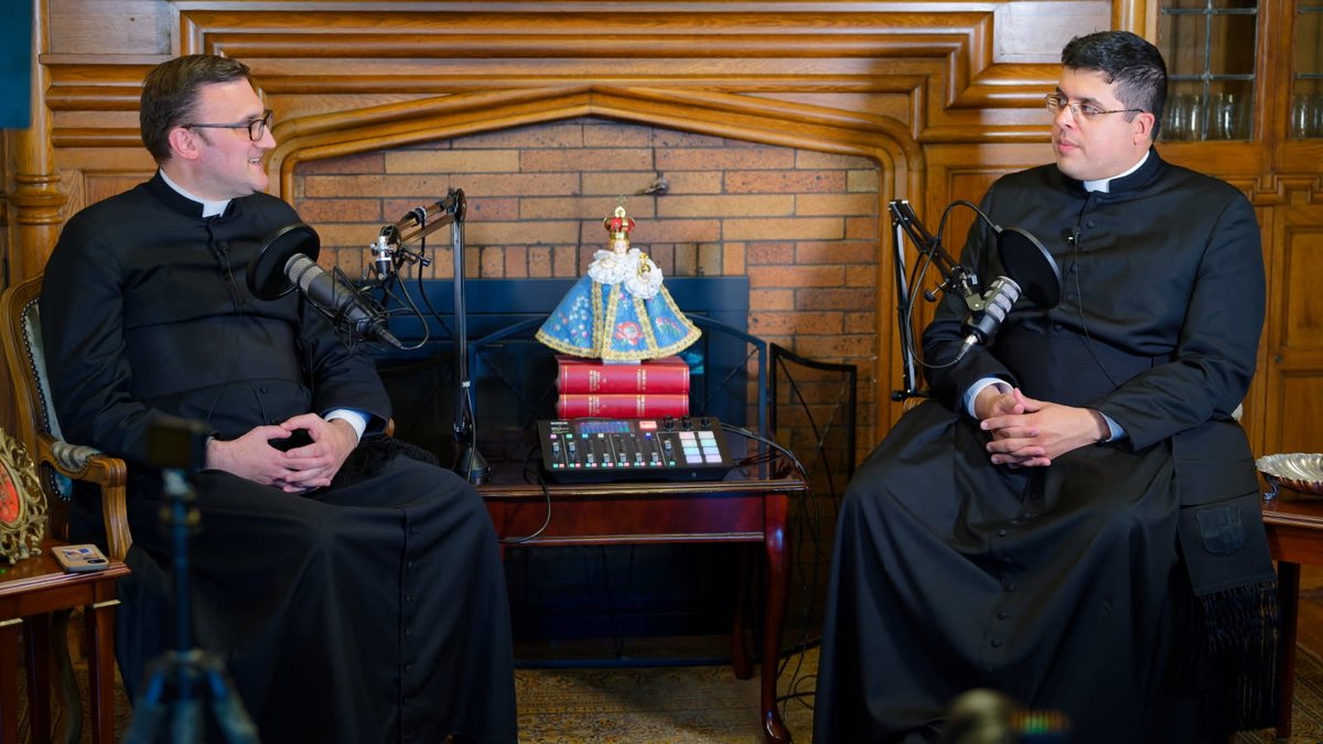 ICKSP's tweet image. Later this October, join us for a special 4-episode podcast series celebrating the 100th anniversary of Quas Primas, the encyclical of Pope Pius XI proclaiming the Kingship of Christ.

Hosted by Canon Francis Altiere and Canon Edward Gardner, this series will explore the…