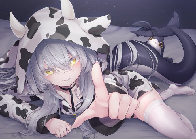 ぼくのイラストのポーズを元にサムネを作って頂きました!!他にもたくさん素敵な衣装がありますので是非 