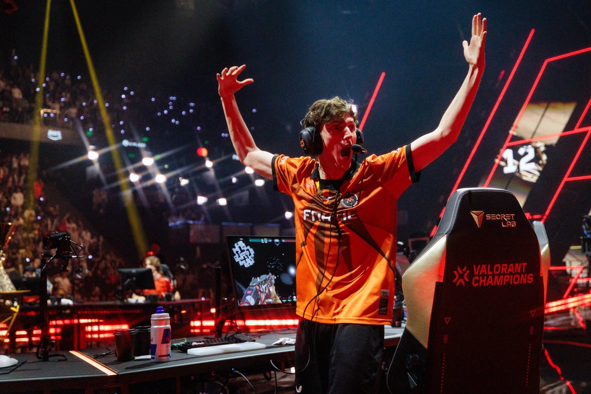 valesports_emea's tweet image. THE HATERS SAID IT WOULD BE DONE IN 3. THEY WERE WRONG. HONESTLY A TERRIBLE CALL FROM THE HATERS.

WE&apos;RE GOING TO SUNSET!