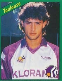 #unjourunjoueurduFCSM
Hier, il s'agissait de Franck Honorat, aujourd'hui joueur du Borussia Mönchengladbach! 1 seul but sous le maillot sochalien en une saison...
Bravo à <a href="/alsasochalien/">Socio 180 #CordonnierOut #CalvezOut</a>, <a href="/Micka_N12/">TheBigMick 🇫🇷</a>, <a href="/Flow701/">Flo ✌🏼</a> et <a href="/BelinOlivier77/">Belin Olivier</a> qui l'ont reconnu sous les couleurs du stade brestois